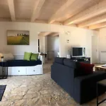 360 Views, Private Infinity Pool, Pisa, Lucca, Florence, Large Garden *