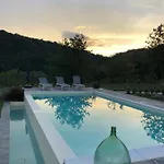 360 Views, Private Infinity Pool, Pisa, Lucca, Florence, Large Garden * Casabasciana