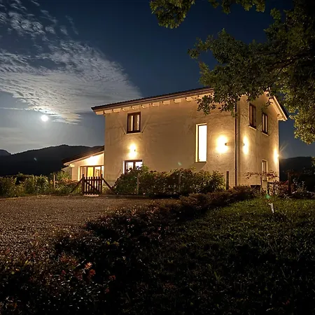 360 Views, Private Infinity Pool, Pisa, Lucca, Florence, Large Garden Villa *