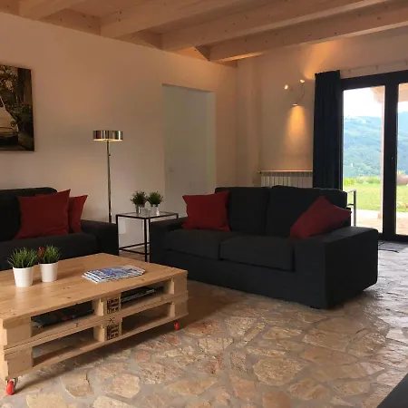 360 Views, Private Infinity Pool, Pisa, Lucca, Florence, Large Garden Villa