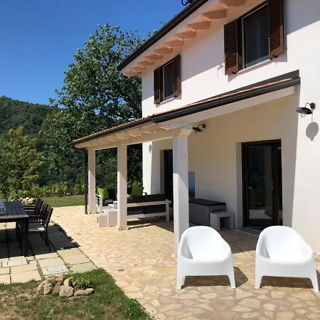 360 Views, Private Infinity Pool, Pisa, Lucca, Florence, Large Garden Casabasciana