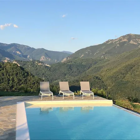 360 Views, Private Infinity Pool, Pisa, Lucca, Florence, Large Garden Casabasciana