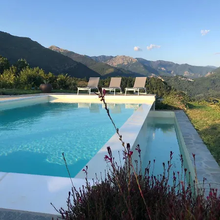 Willa 360 Views, Private Infinity Pool, Pisa, Lucca, Florence, Large Garden *